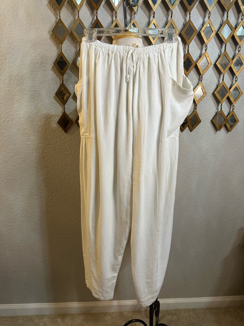 NWT Blue Velvet Beige Relaxed Drawstring Pocket Pants